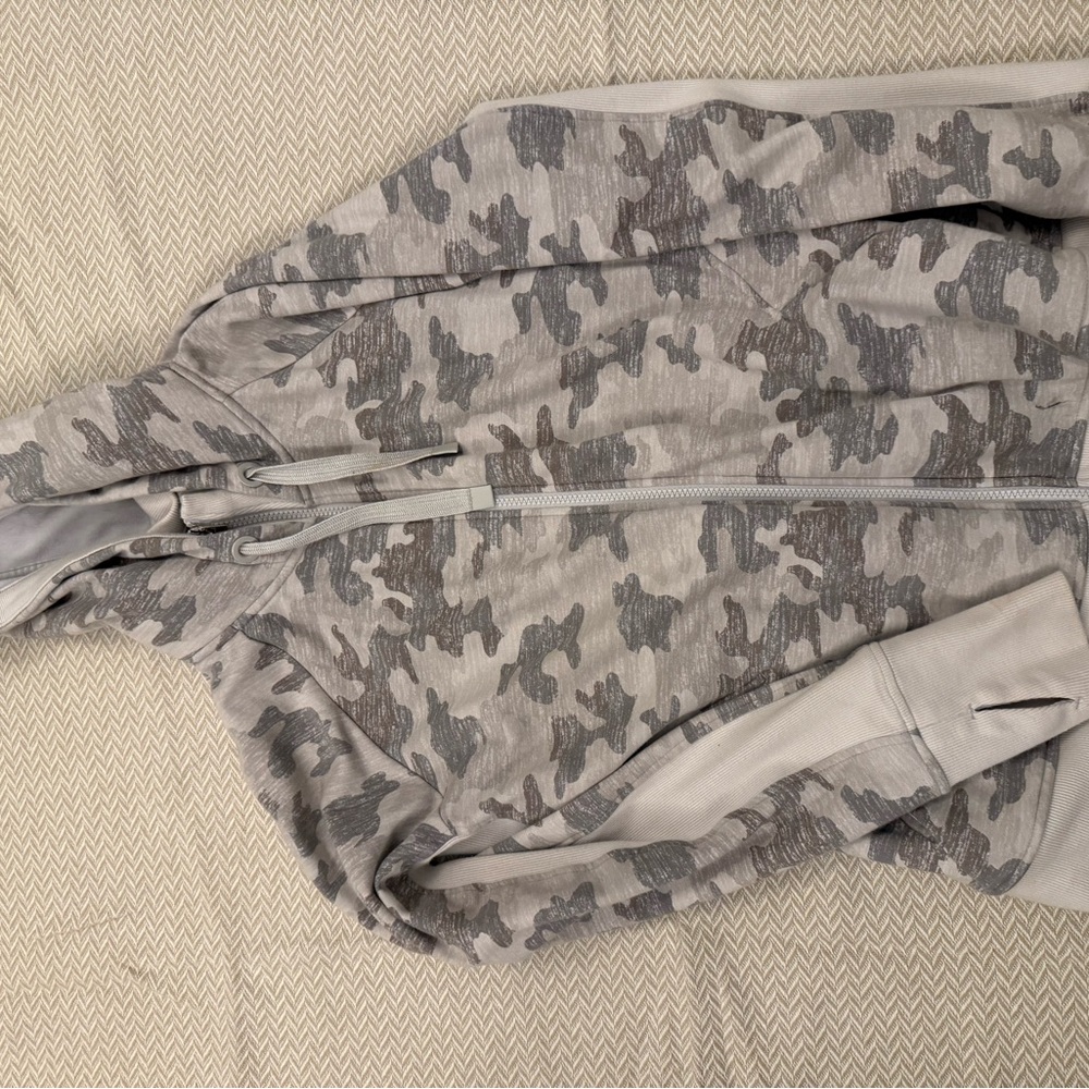 Athleta Unstoppable Full Zipped up Jacket Gray Camouflage Zip-Up Hoodie
